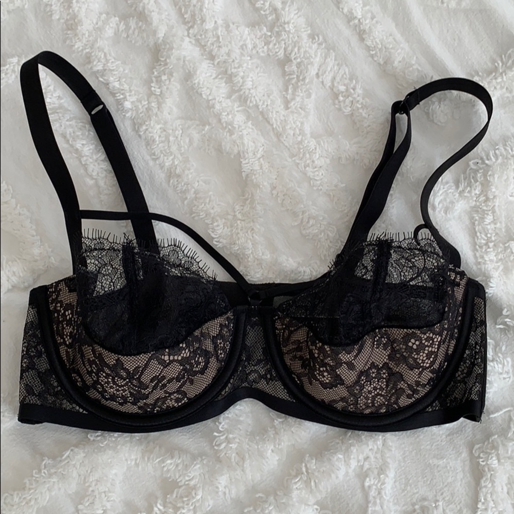 VICTORIA’S SECRET VERY SEXY BALCONET BRA